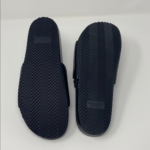 *SOLD* YSL NEW Black Logo Leather Slides/Sandals - Picture 5 of 8